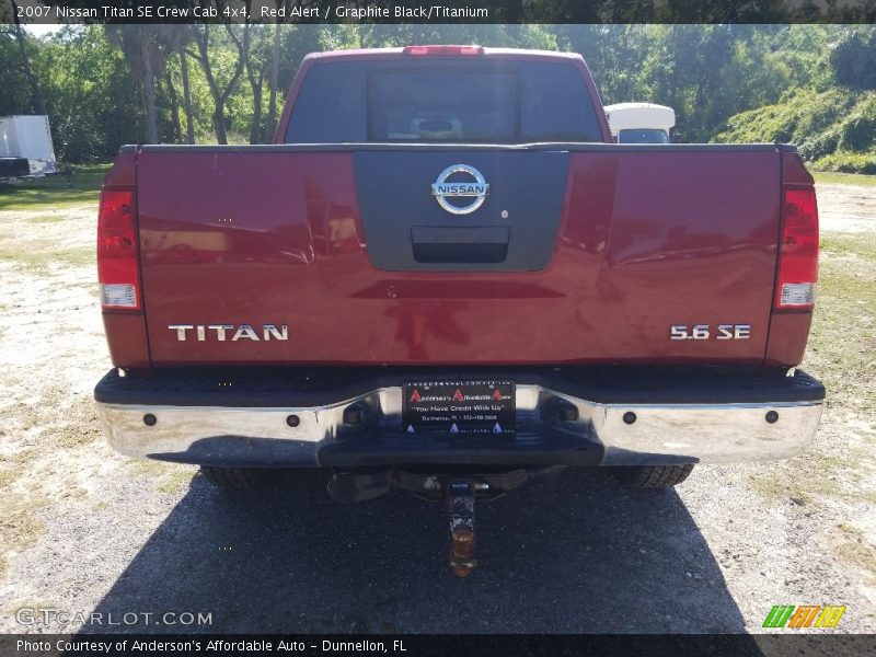 Red Alert / Graphite Black/Titanium 2007 Nissan Titan SE Crew Cab 4x4