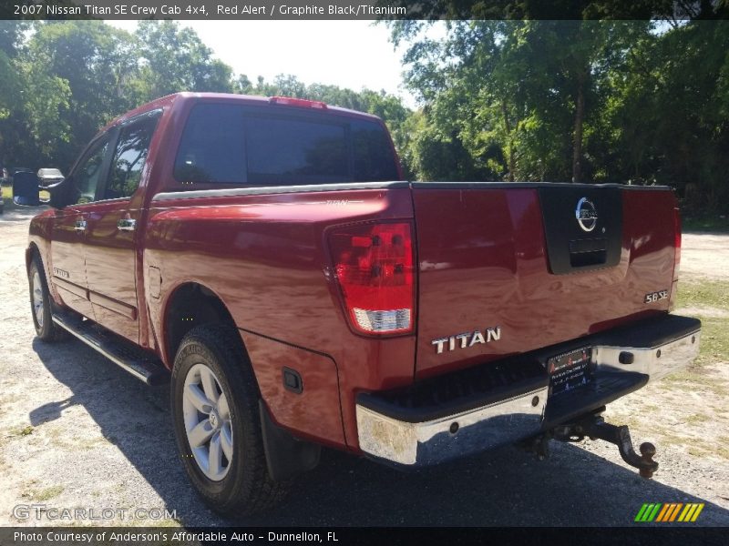 Red Alert / Graphite Black/Titanium 2007 Nissan Titan SE Crew Cab 4x4