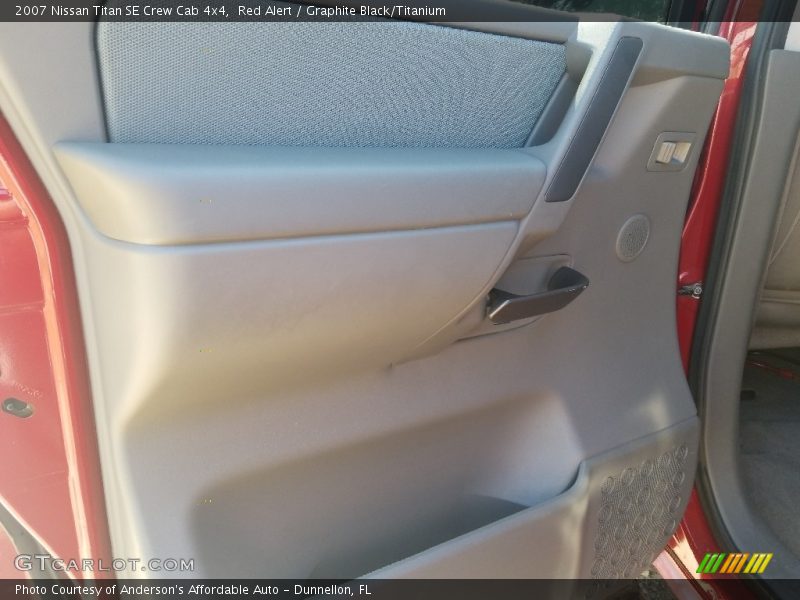 Red Alert / Graphite Black/Titanium 2007 Nissan Titan SE Crew Cab 4x4