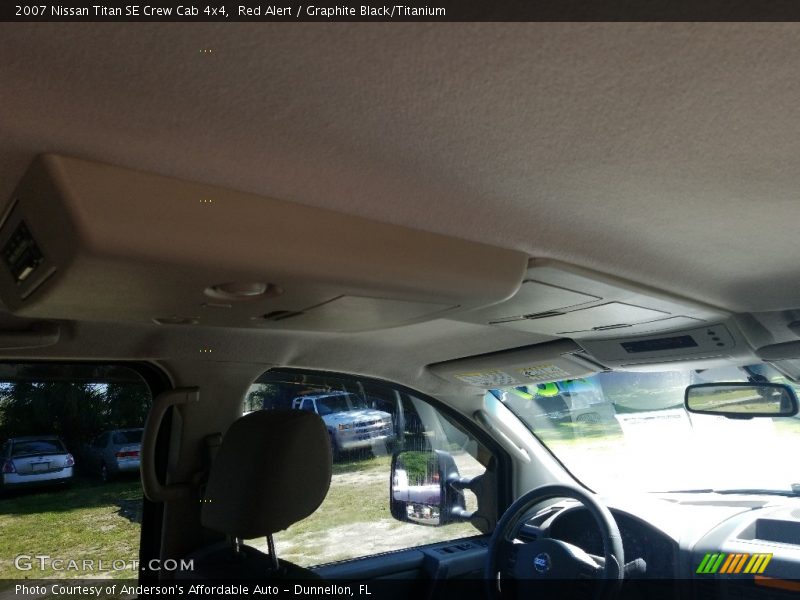 Red Alert / Graphite Black/Titanium 2007 Nissan Titan SE Crew Cab 4x4