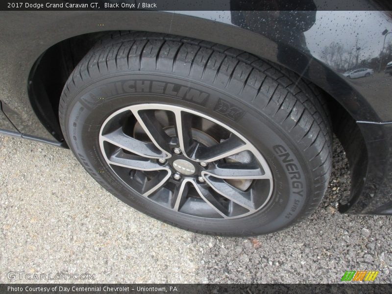 Black Onyx / Black 2017 Dodge Grand Caravan GT