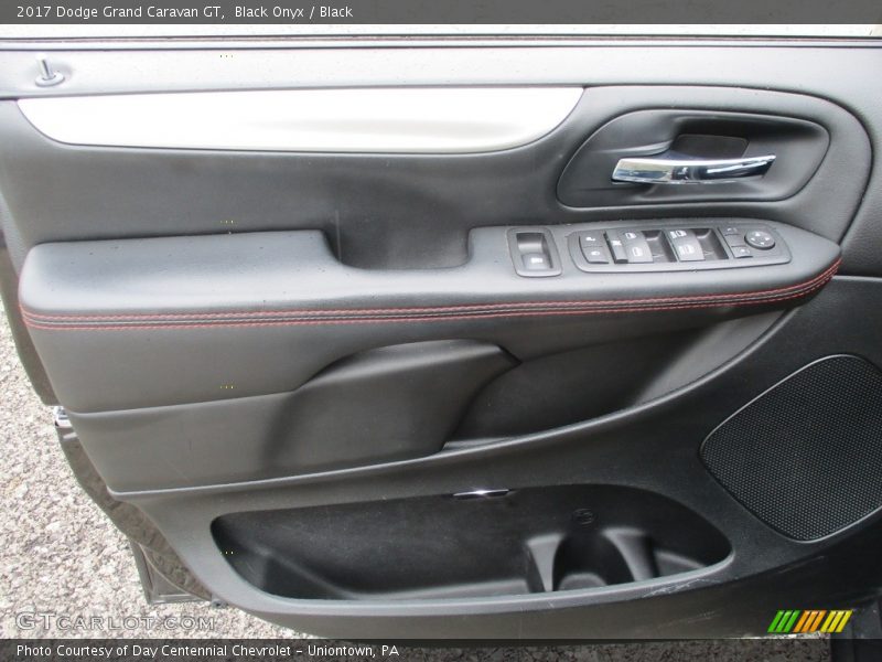 Black Onyx / Black 2017 Dodge Grand Caravan GT