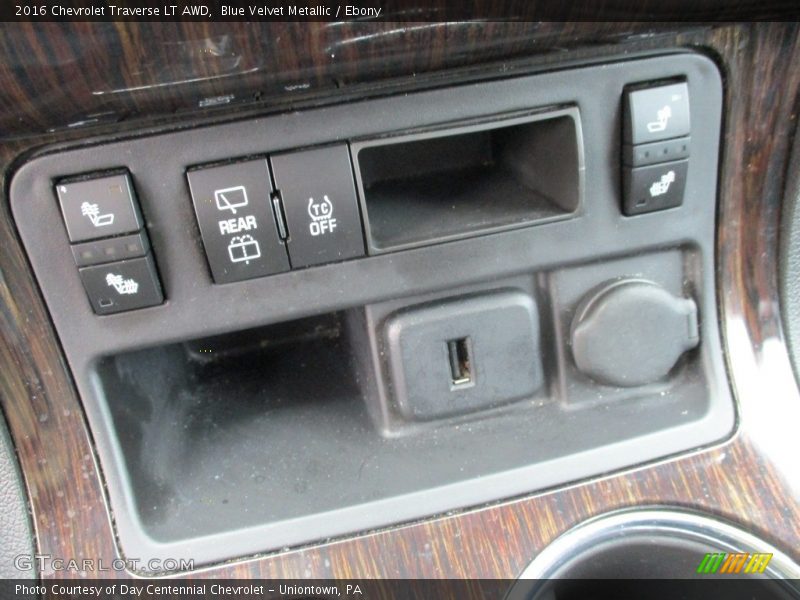 Blue Velvet Metallic / Ebony 2016 Chevrolet Traverse LT AWD