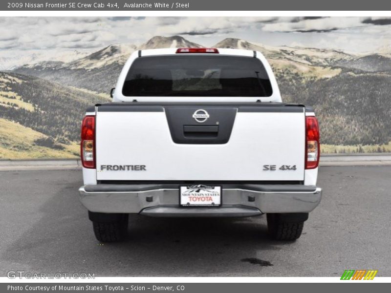 Avalanche White / Steel 2009 Nissan Frontier SE Crew Cab 4x4