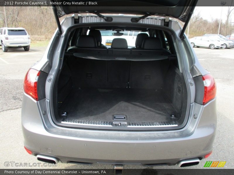 Meteor Grey Metallic / Black 2012 Porsche Cayenne S