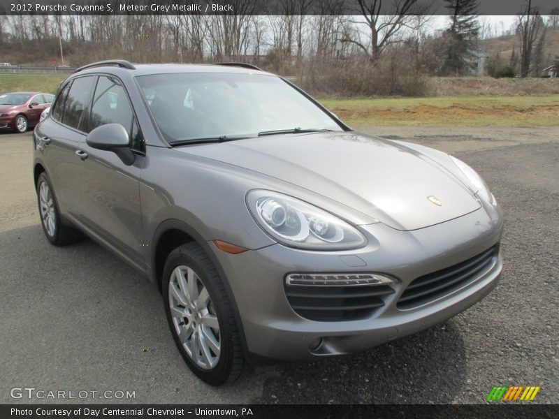 Meteor Grey Metallic / Black 2012 Porsche Cayenne S