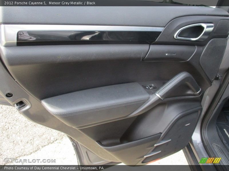 Meteor Grey Metallic / Black 2012 Porsche Cayenne S