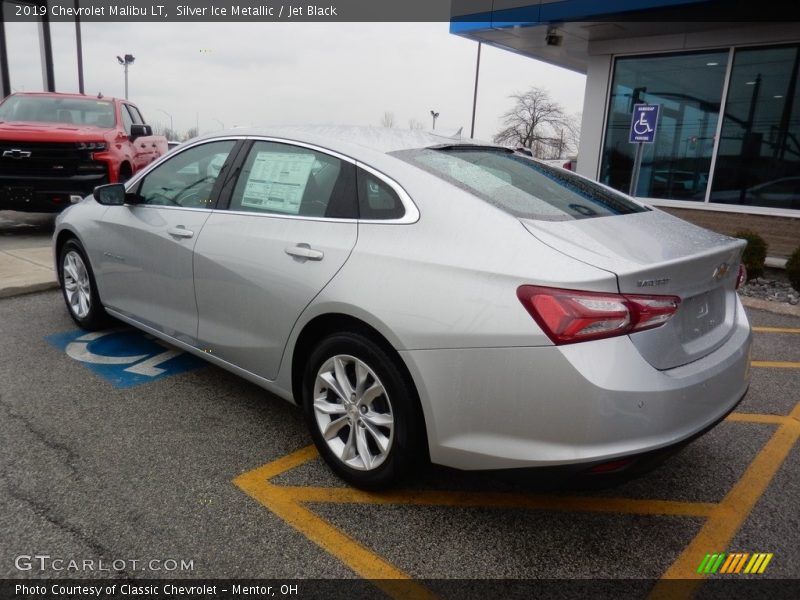 Silver Ice Metallic / Jet Black 2019 Chevrolet Malibu LT
