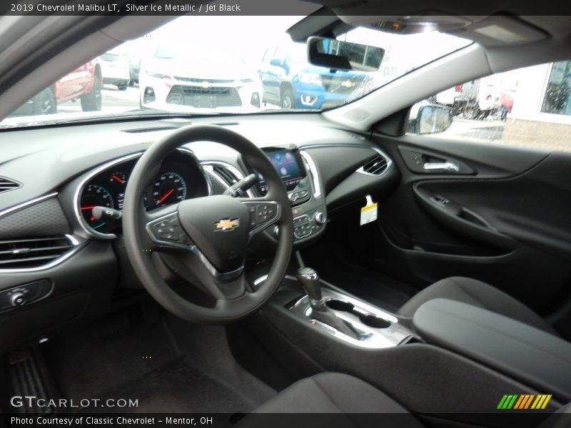 Silver Ice Metallic / Jet Black 2019 Chevrolet Malibu LT