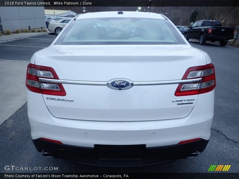 White Platinum / Dune 2018 Ford Taurus Limited