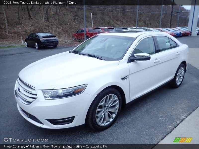 White Platinum / Dune 2018 Ford Taurus Limited
