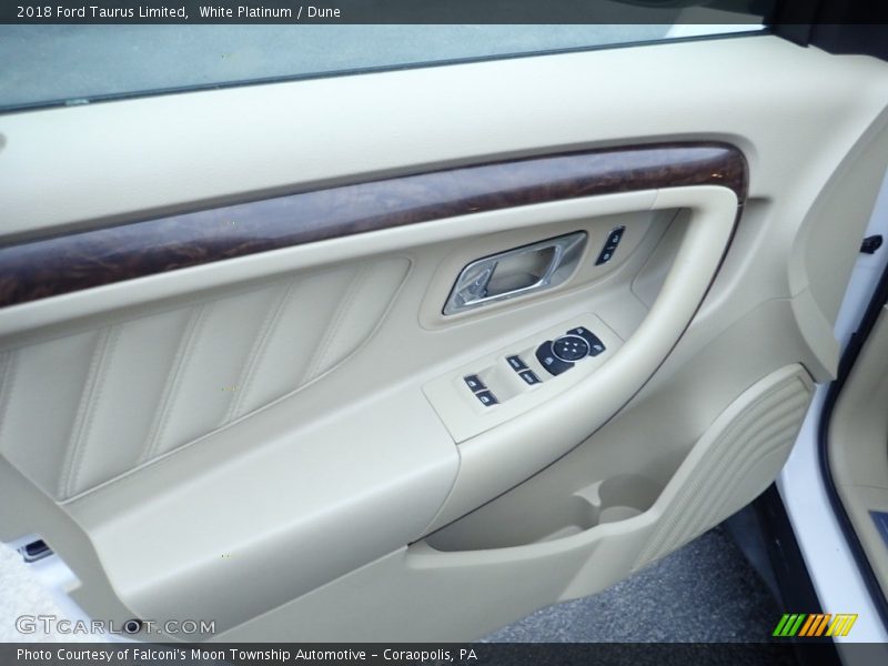 White Platinum / Dune 2018 Ford Taurus Limited