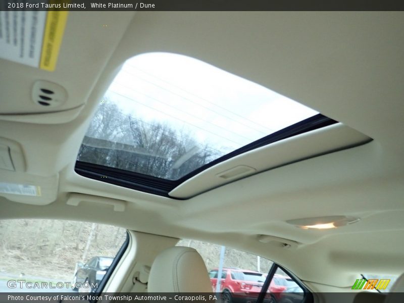 White Platinum / Dune 2018 Ford Taurus Limited