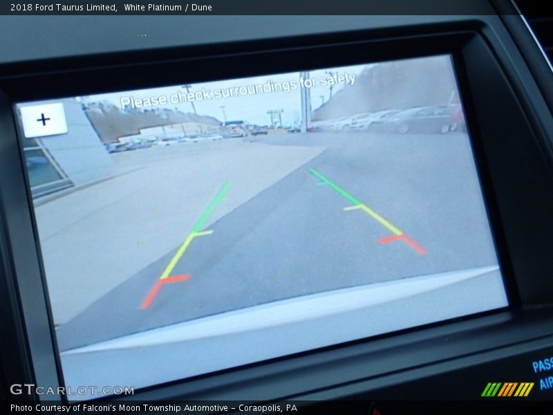 White Platinum / Dune 2018 Ford Taurus Limited