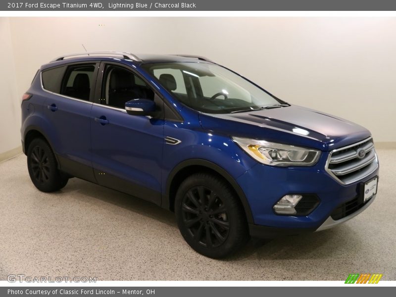 Lightning Blue / Charcoal Black 2017 Ford Escape Titanium 4WD