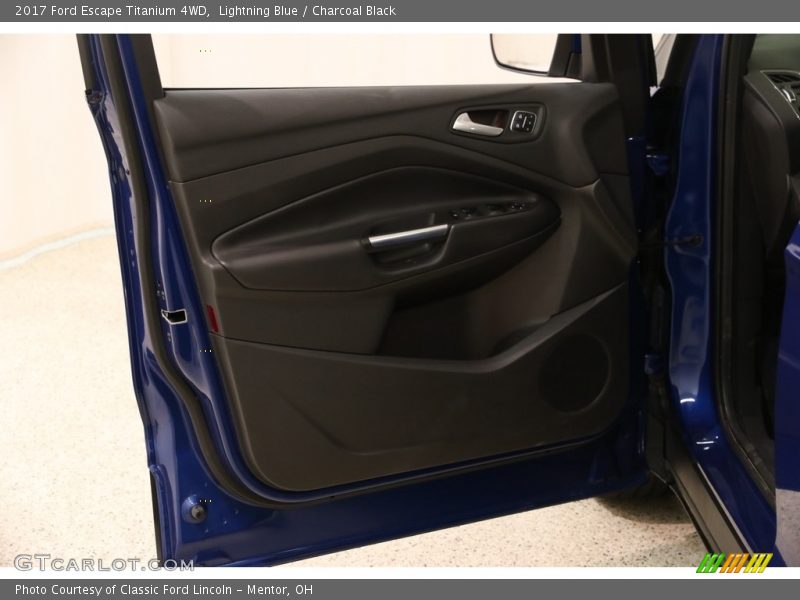 Lightning Blue / Charcoal Black 2017 Ford Escape Titanium 4WD