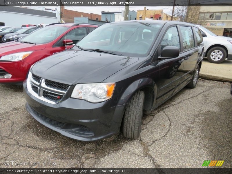 Dark Charcoal Pearl / Black/Light Graystone 2012 Dodge Grand Caravan SE