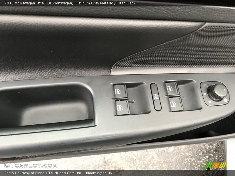 Platinum Gray Metallic / Titan Black 2013 Volkswagen Jetta TDI SportWagen