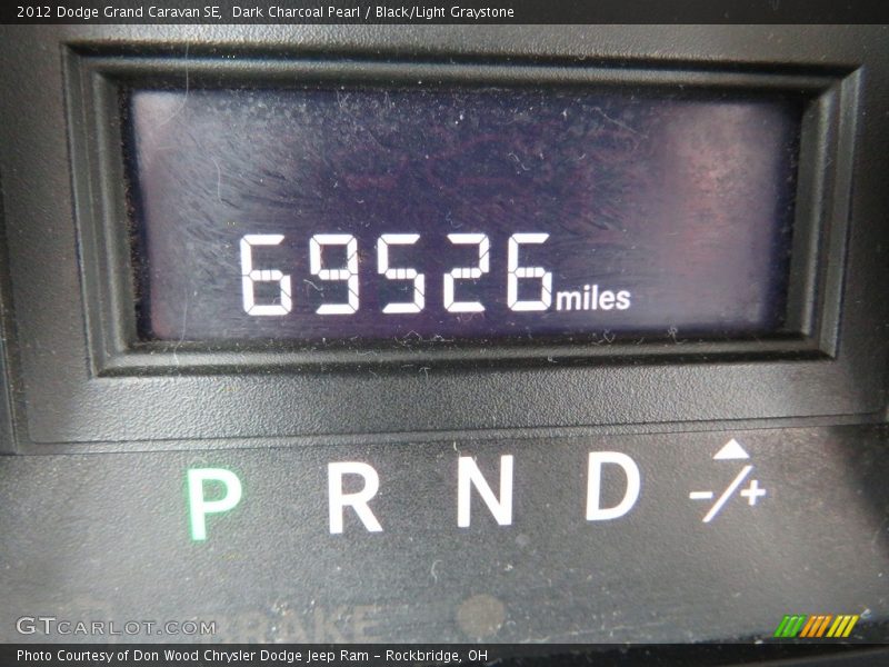 Dark Charcoal Pearl / Black/Light Graystone 2012 Dodge Grand Caravan SE