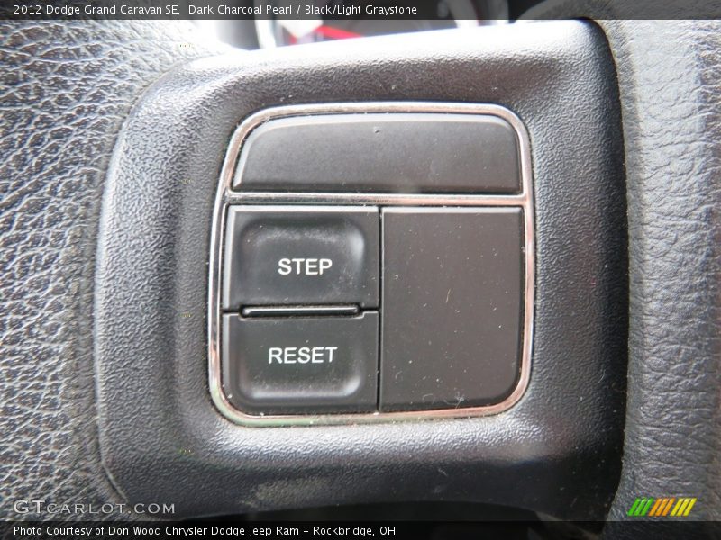 Dark Charcoal Pearl / Black/Light Graystone 2012 Dodge Grand Caravan SE