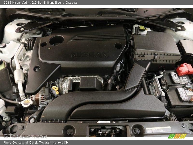 Brilliant Silver / Charcoal 2018 Nissan Altima 2.5 SL