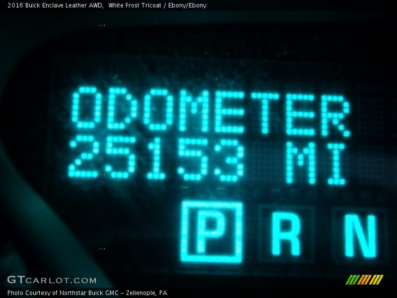 White Frost Tricoat / Ebony/Ebony 2016 Buick Enclave Leather AWD