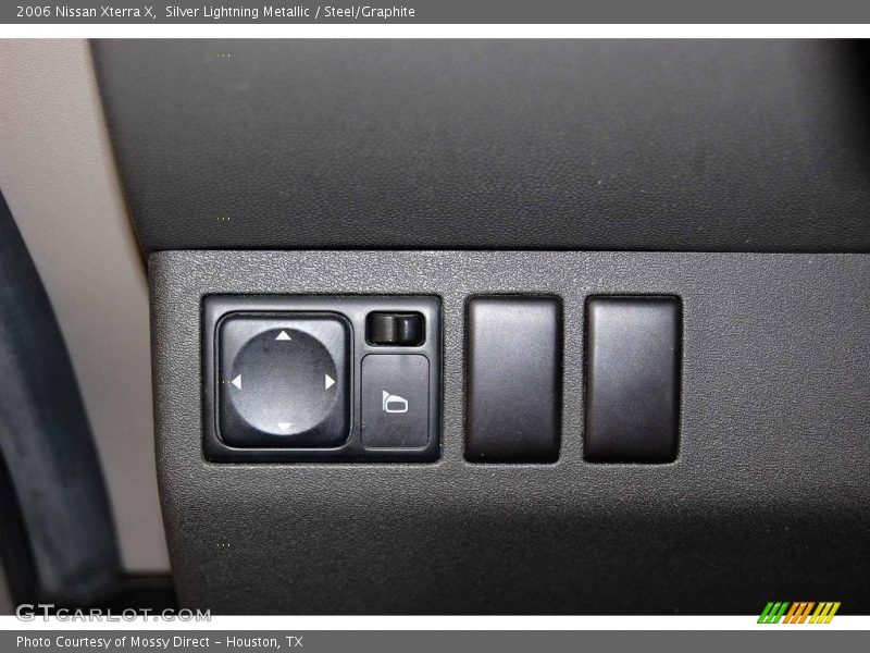 Silver Lightning Metallic / Steel/Graphite 2006 Nissan Xterra X
