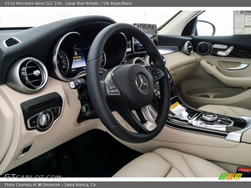 Lunar Blue Metallic / Silk Beige/Black 2019 Mercedes-Benz GLC 300