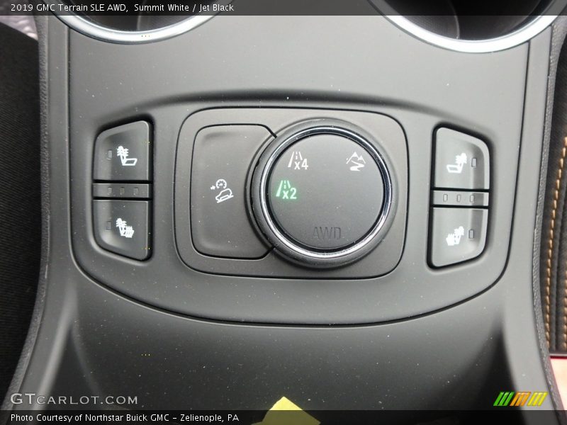 Summit White / Jet Black 2019 GMC Terrain SLE AWD