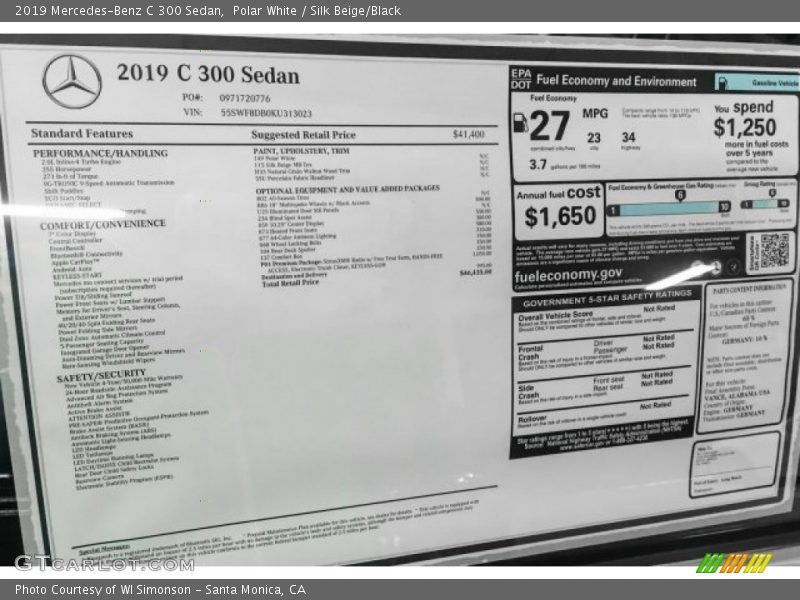 Polar White / Silk Beige/Black 2019 Mercedes-Benz C 300 Sedan