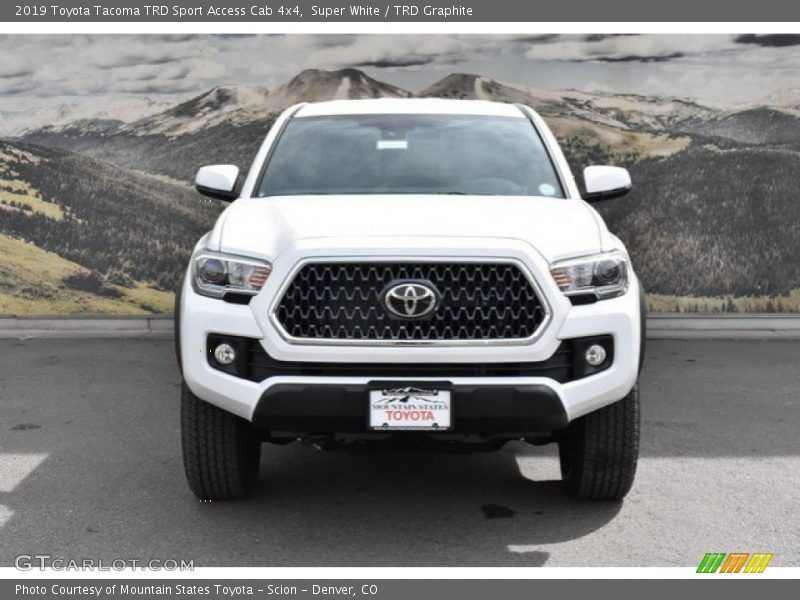 Super White / TRD Graphite 2019 Toyota Tacoma TRD Sport Access Cab 4x4