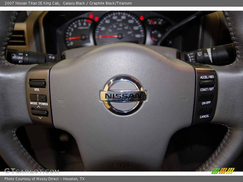 Galaxy Black / Graphite Black/Titanium 2007 Nissan Titan SE King Cab