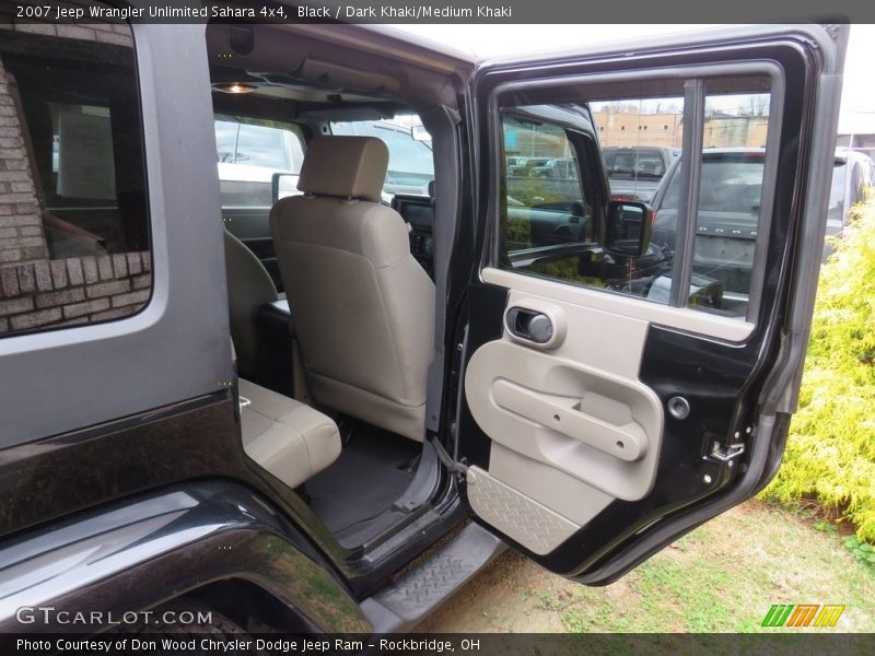 Black / Dark Khaki/Medium Khaki 2007 Jeep Wrangler Unlimited Sahara 4x4