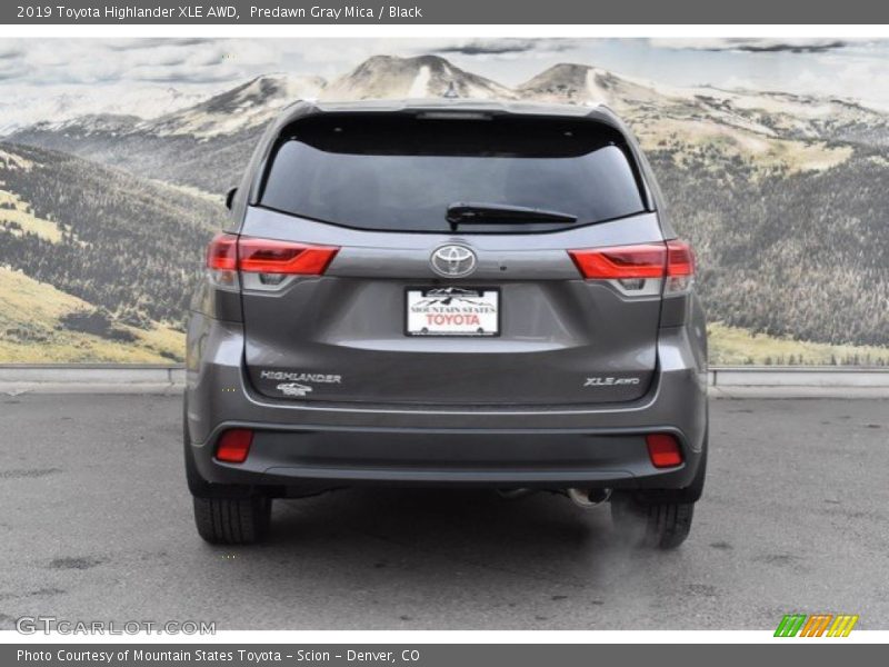 Predawn Gray Mica / Black 2019 Toyota Highlander XLE AWD