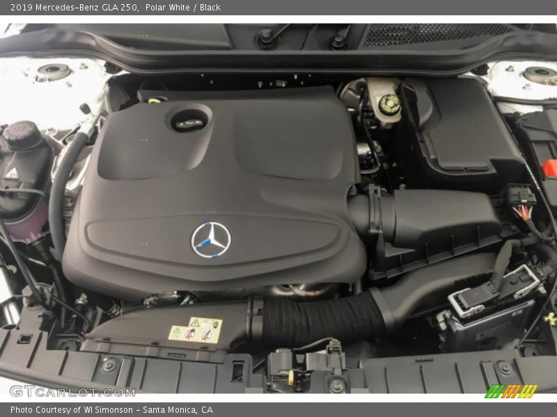 Polar White / Black 2019 Mercedes-Benz GLA 250