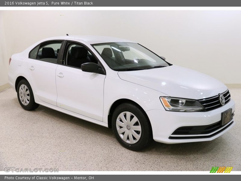 Pure White / Titan Black 2016 Volkswagen Jetta S