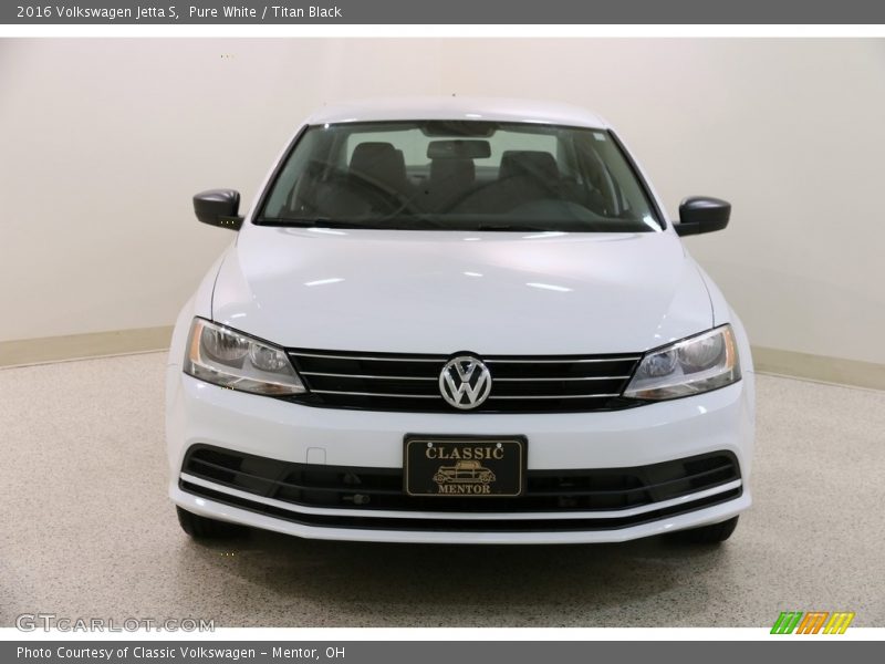 Pure White / Titan Black 2016 Volkswagen Jetta S