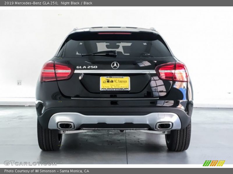 Night Black / Black 2019 Mercedes-Benz GLA 250