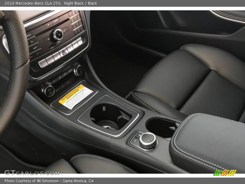 Night Black / Black 2019 Mercedes-Benz GLA 250