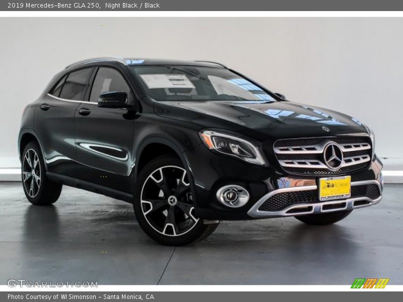 Night Black / Black 2019 Mercedes-Benz GLA 250