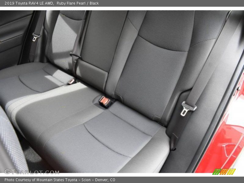 Ruby Flare Pearl / Black 2019 Toyota RAV4 LE AWD