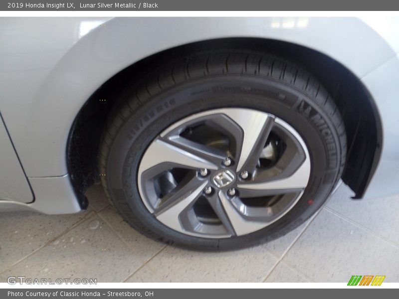 Lunar Silver Metallic / Black 2019 Honda Insight LX