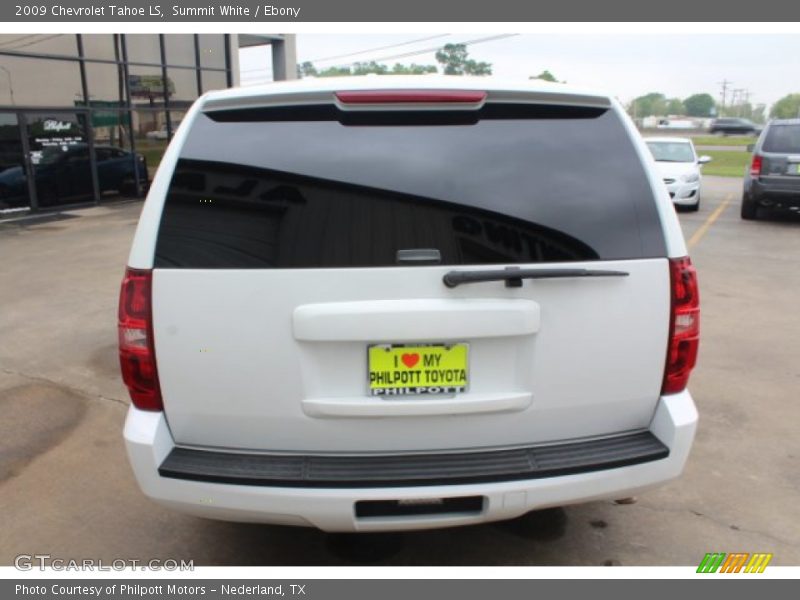 Summit White / Ebony 2009 Chevrolet Tahoe LS