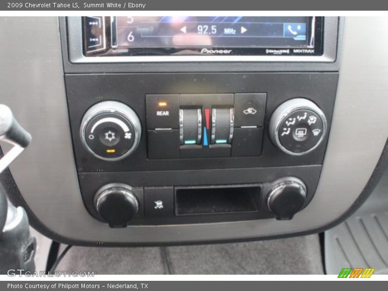 Summit White / Ebony 2009 Chevrolet Tahoe LS