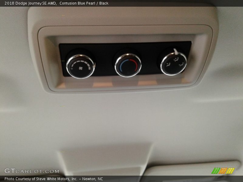 Contusion Blue Pearl / Black 2018 Dodge Journey SE AWD