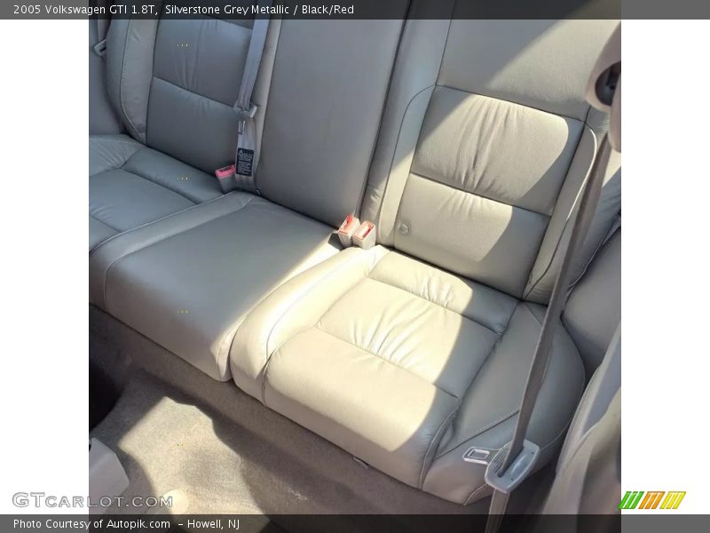 Silverstone Grey Metallic / Black/Red 2005 Volkswagen GTI 1.8T