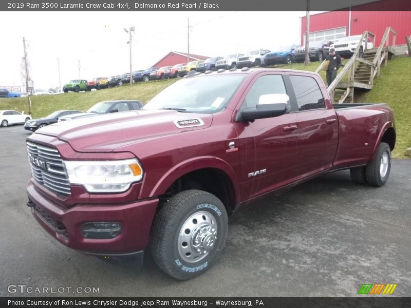 Front 3/4 View of 2019 3500 Laramie Crew Cab 4x4
