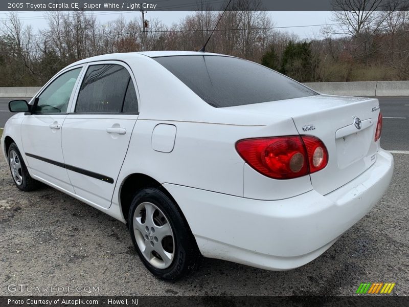 Super White / Light Gray 2005 Toyota Corolla CE