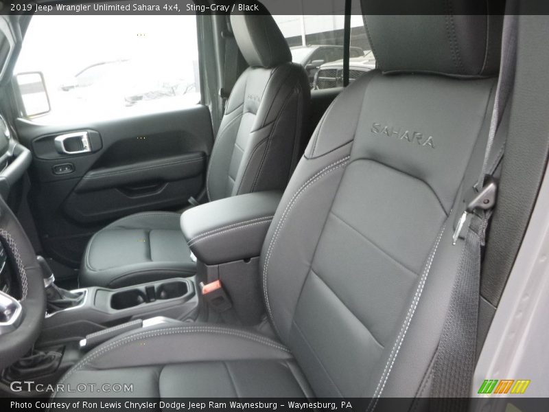Sting-Gray / Black 2019 Jeep Wrangler Unlimited Sahara 4x4