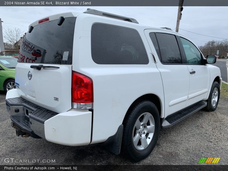 Blizzard White / Sand 2004 Nissan Armada SE 4x4